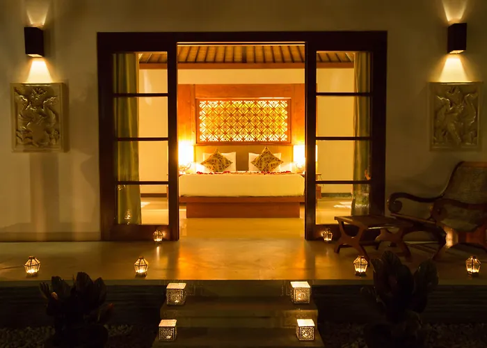 Seriska Satu Sanur,a Luxury 4-bedroom Villa, 5 Mins Walk To Icon Mall, & 24hrs Security Villa