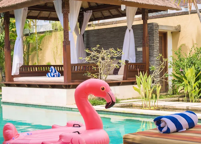 Seriska Satu Sanur,a Luxury 4-bedroom Villa, 5 Mins Walk To Icon Mall, & 24hrs Security
