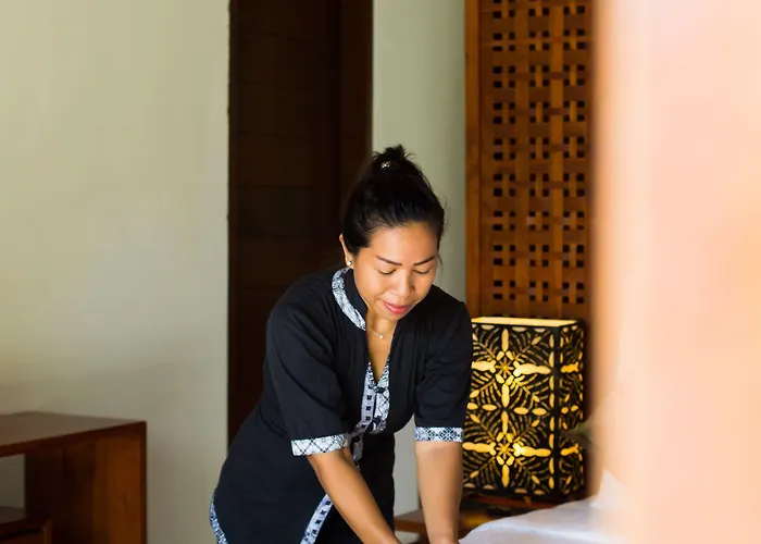 Seriska Satu Sanur,a Luxury 4-bedroom Villa, 5 Mins Walk To Icon Mall, & 24hrs Security