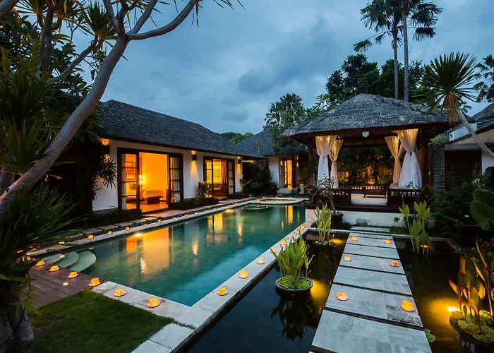 Seriska Satu Sanur,a Luxury 4-bedroom Villa, 5 Mins Walk To Icon Mall, & 24hrs Security Sanur