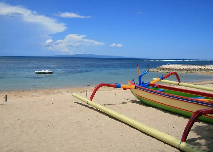 Вилла Seriska Satu Sanur,a Luxury 4-bedroom Villa, 5 Mins Walk To Icon Mall, & 24hrs Security Санур