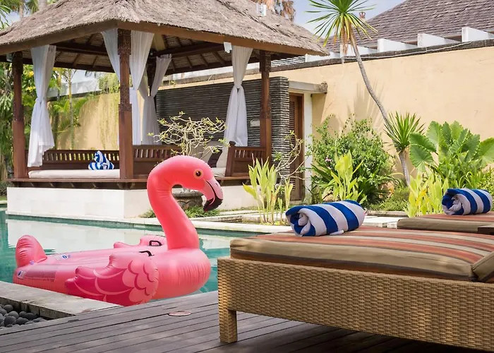 Seriska Satu Sanur,a Luxury 4-bedroom Villa, 5 Mins Walk To Icon Mall, & 24hrs Security Villa Sanur