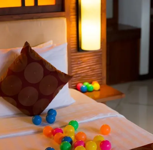 Villa Seriska Satu Sanur,a Luxury 4-bedroom Villa, 5 Mins Walk To Icon Mall, & 24hrs Security Sanur