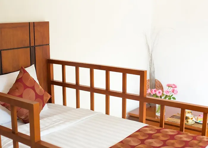 Seriska Satu Sanur,a Luxury 4-bedroom Villa, 5 Mins Walk To Icon Mall, & 24hrs Security