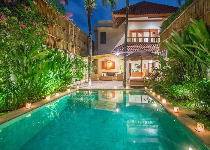 Villa Seriska Satu Sanur,a Luxury 4-bedroom Villa, 5 Mins Walk To Icon Mall, & 24hrs Security